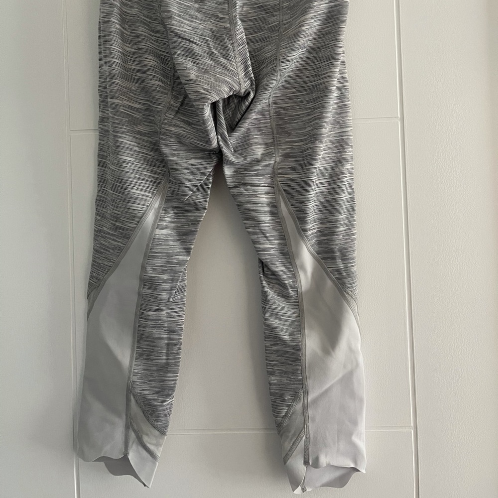 Lululemon Wonder Under full on lixtreme scallop